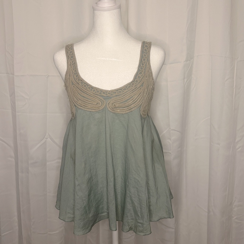 Hoss Intropia green sleeveless blouse